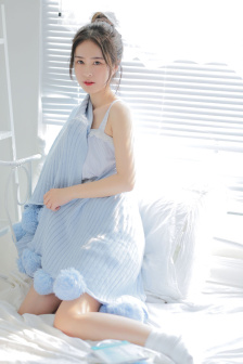 奶头被民工吃了一晚上